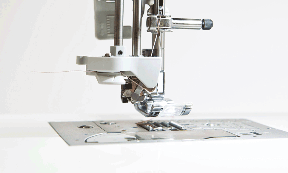 Innov-is F420 sewing machine 4